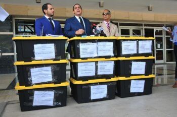 Ah! para que vean! Acusados en caso Odebrecht llevan pruebas de descargo!