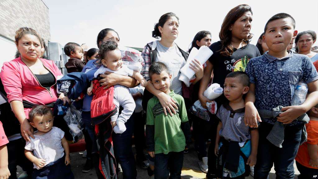 Juez de EE.UU. decidirá sobre reunificación de niños indocumentados