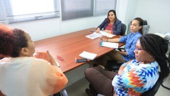 MIP y Ministerio de la Mujer realizan encuentro de trabajo