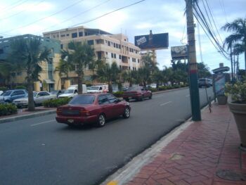 ¿Por qué en la Lincoln no hay ruta de transporte público? 