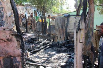 Mueren dos niños calcinados mientras sus padres tomaban alcohol