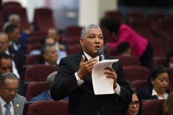 Diputado PRD reclama aumento del presupuesto para los ayuntamientos