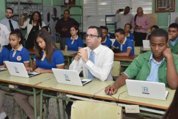 Banco Mundial aprueba préstamo para mejorar calidad de educación dominicana