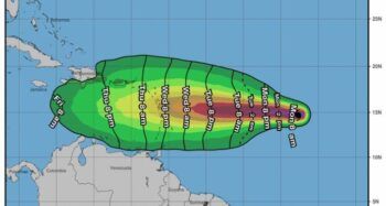 Tormenta Isaac se convierte en huracán; el viernes estará al sur de la RD