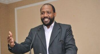 Pablo Ross aprovechaba que la menor estuviera sola en casa para manosearla por todas partes