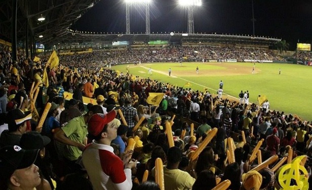 ¡A jugar a la pelota! torneo de béisbol dominicano arrancaría el 30 de octubre