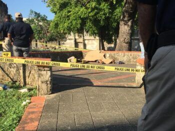 Encuentran hombre muerto en la Zona Colonial