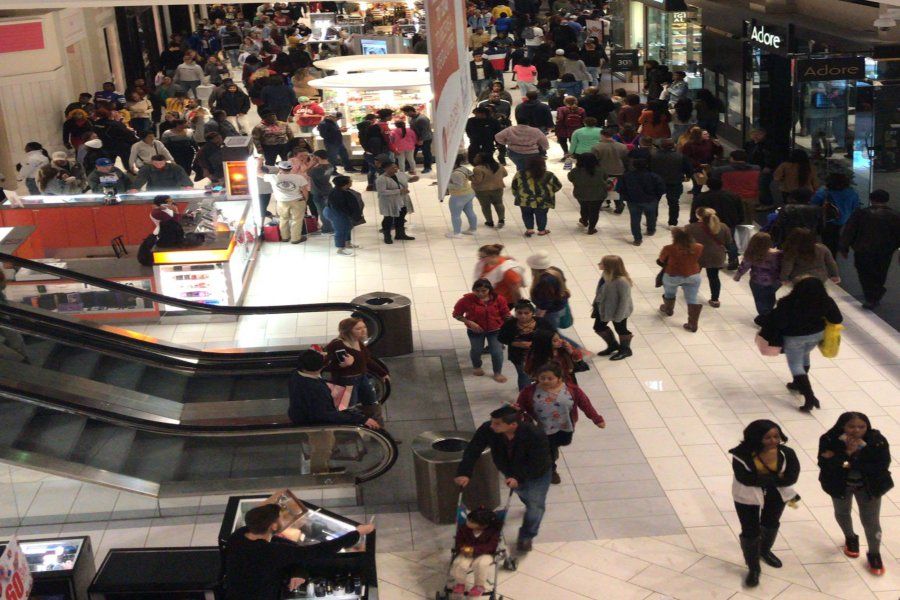 Tiroteo desata pánico en un centro comercial en EEUU durante el ‘Black Friday’