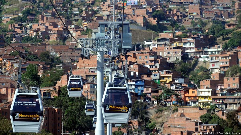 Accidente de teleférico deja 20 personas heridas en Colombia