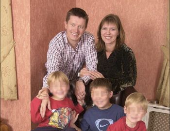 Millonario demanda a su ex porque sus 3 hijos no son suyos