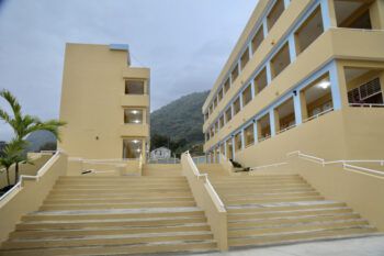 Presidente Danilo Medina entrega tres nuevos centros educativos