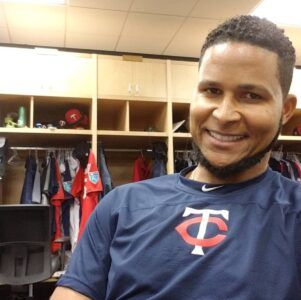 Dominicano Ervin Santana podría quedarse con los White Sox