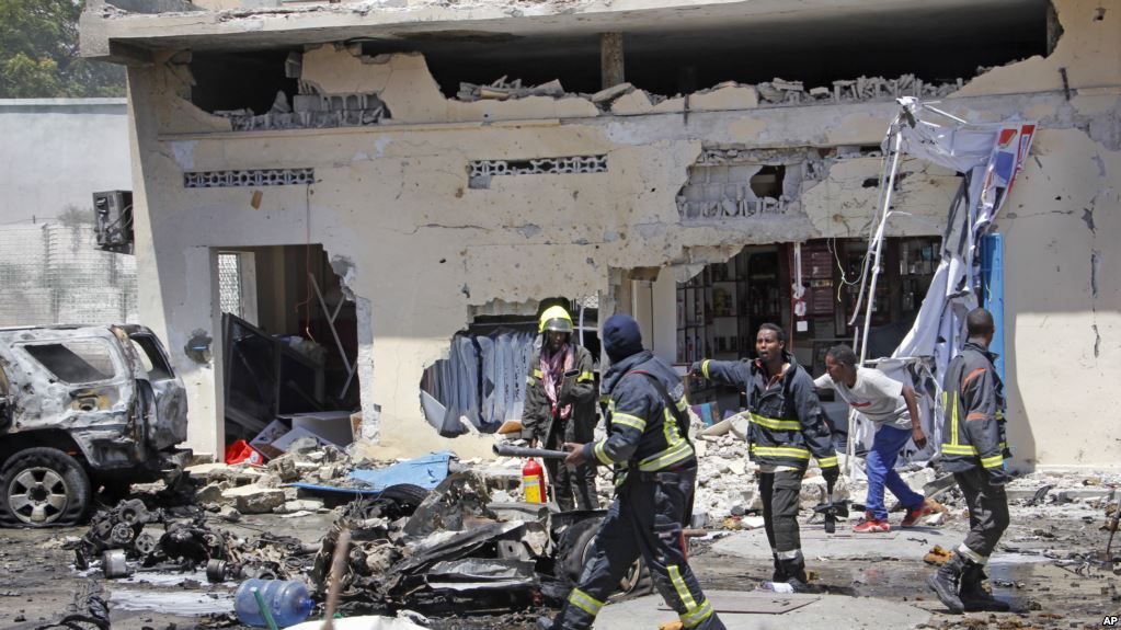 EE.UU.: Ataque aéreo mata 24 extremistas de al-Shabab en Somalia