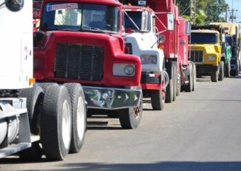 Quemaron un camión Fenatrado en la Dajabón