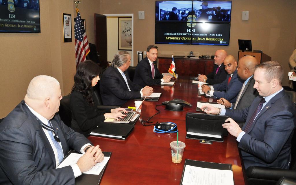 Jean Alain Rodríguez sostuvo encuentro con el Procurador General del Distrito de Nueva York