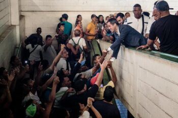 Nuevas manifestaciones en Venezuela por ayuda internacional