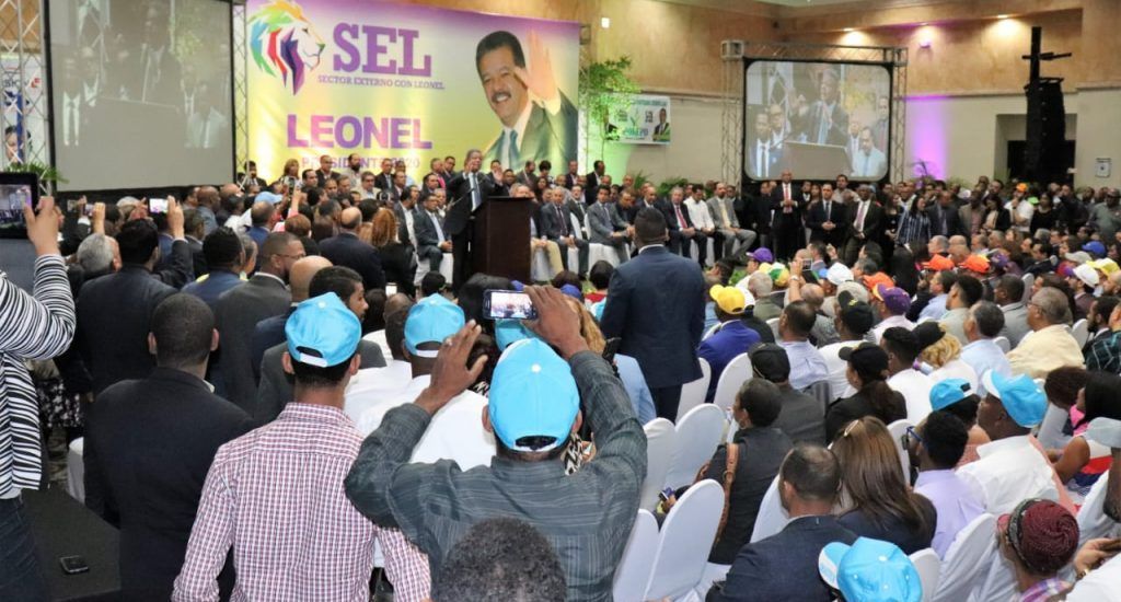 Leonel Fernández asegura movimientos externos constituyen fuerza decisiva en las elecciones