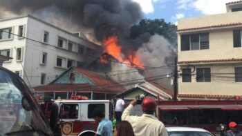 Incendio afecta casa de Joaquín Balaguer en el centro histórico de Santiago