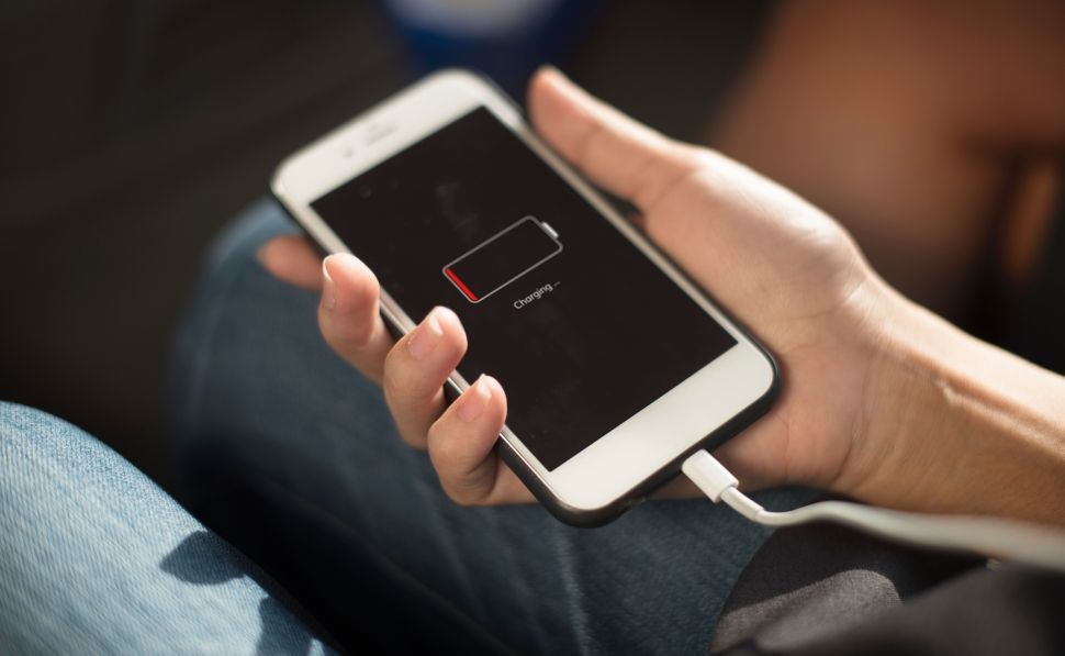 La vida de la batería de tu celular es limitada: Consejos para cuidarla