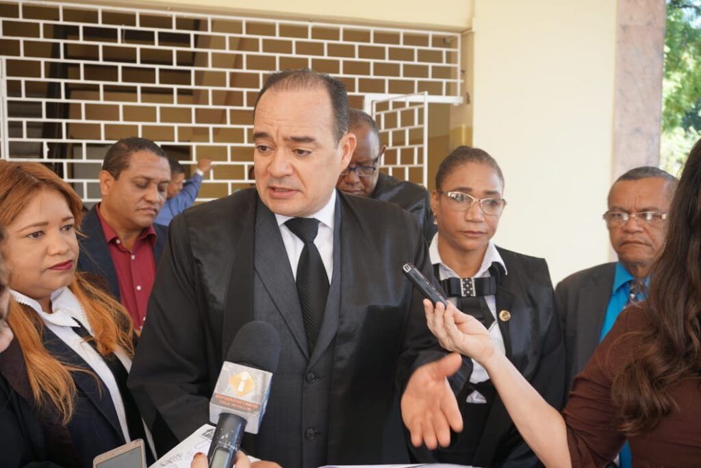 Miguel Surun dice Ministerio de Justicia obligaría a reformar la Constitución