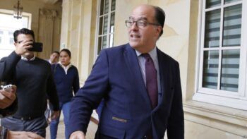 Embajadores de Guaidó se reúnen en Colombia para diseñar estrategia contra Maduro