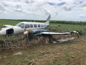 Autoridades investigan  avioneta aterrizó en cañaveral de región este RD