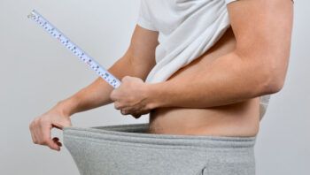 Hombre se corta el pene dizque porque lo tenia muy largo