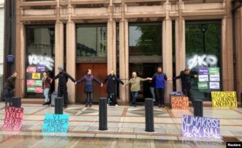 Niños y jóvenes del mundo protestan en busca de acciones para frenar el cambio climático