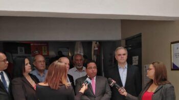 Partidos someten recurso ante TSA para anular resolución de JCE sobre arrastre