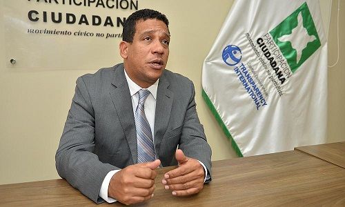  Carlos Pimentel dice “caso asfalto Obras Públicas debe ir a Ministerio Público”