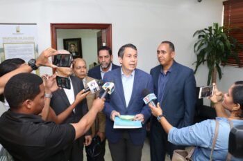 El PRM se reserva el 20% de las candidaturas; deposita documento en la Junta