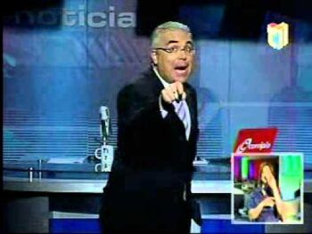 Cavada llama animal a empleado en vivo