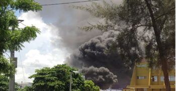 Se incendia la Junta Central Electoral