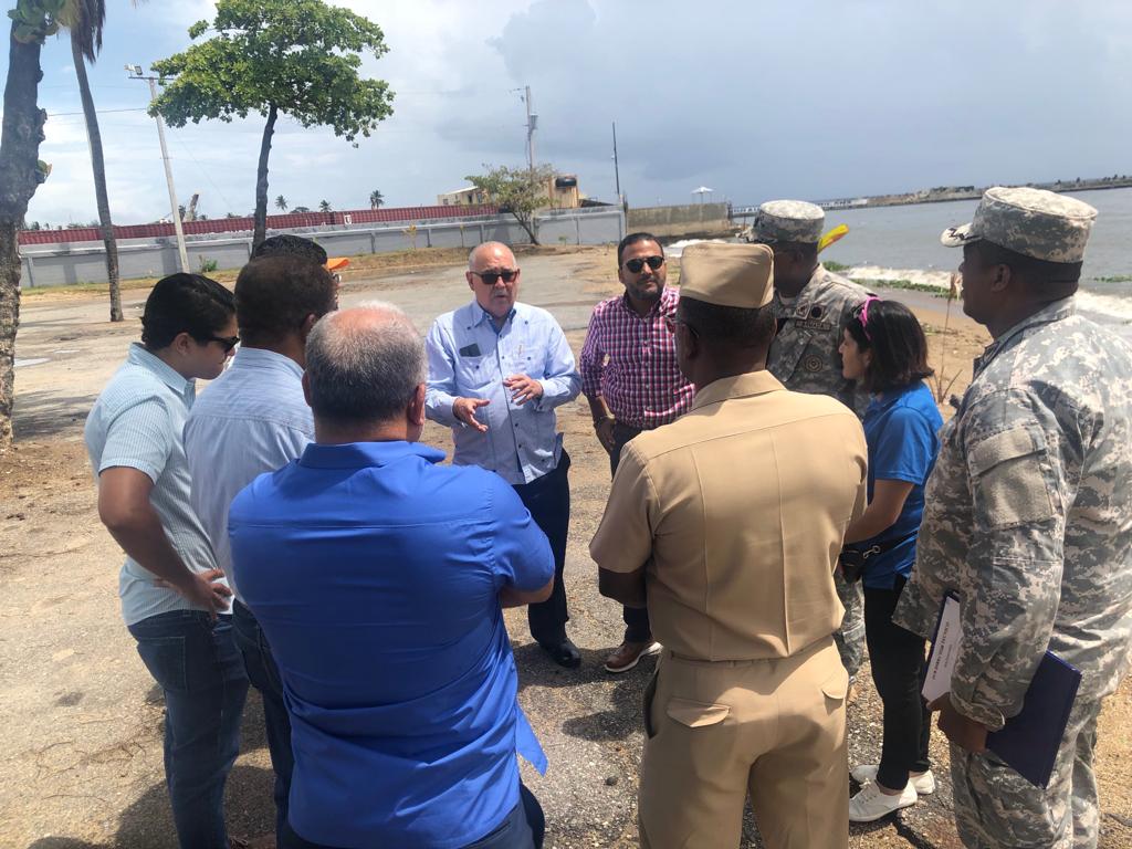 Disponen cierre transitorio de Puente Flotante  Santo Domingo para liberación de desechos acumulados por vaguada
