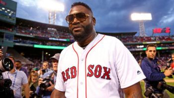 Así recibió Boston a David Ortiz en su regreso a Fenway Park