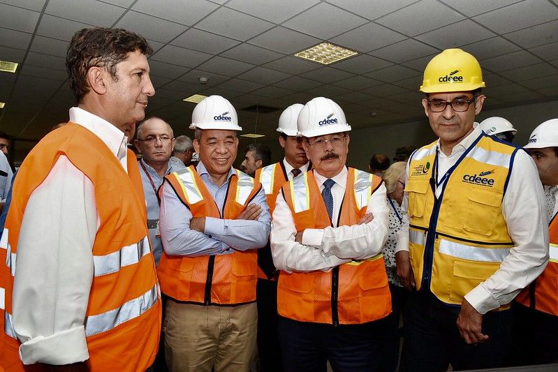Danilo Medina deja sincronizada segunda unidad Central Termoeléctrica Punta Catalina