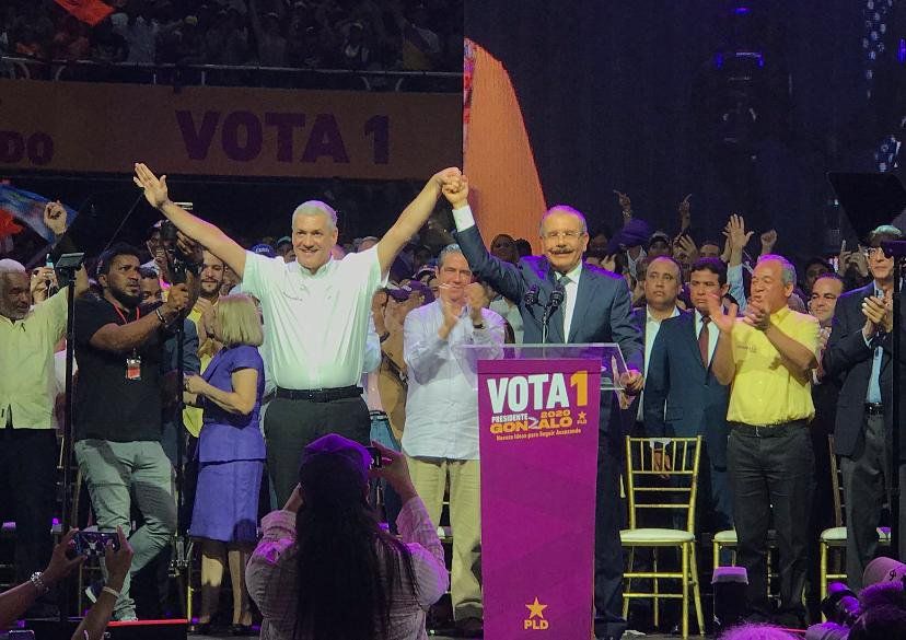 Danilo Medina: Gonzalo me va a dar el honor de ponerle la banda presidencial