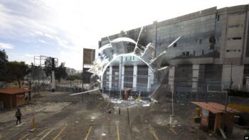 Gobierno ecuatoriano e indígenes dialogan para solventar crisis