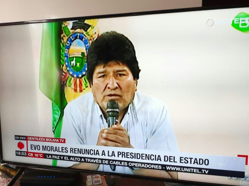 Presidente de Bolivia renuncia