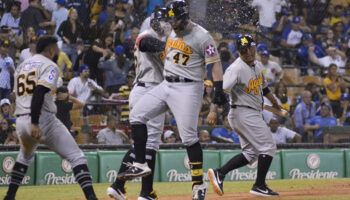 Águilas propinan paliza a los Tigres al derrotarlos 10-1