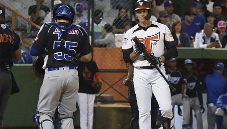 Toros derrotan al Licey y ponen su numero mágico en dos