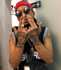 Rochy RD solicita ayuda económica