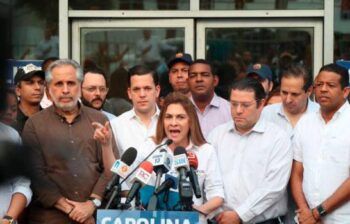 Carolina Mejía lleva la delantera con un 56.28%