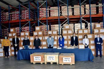 El Conep entrega al Gobierno pruebas y equipos para detección del coronavirus