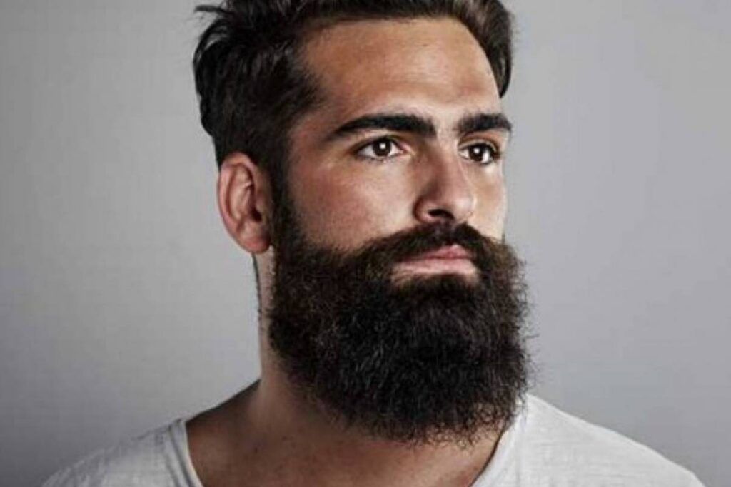 Hombres con barba tienen más gérmenes que los perros