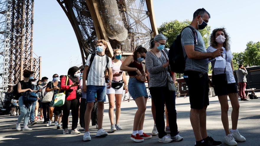 Torre Eiffel reabre tras un cierre de más de tres meses por la pandemia
