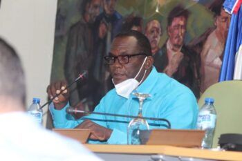 Alcalde de Los Alcarrizos Cristian Encarnación es  ingresado de emergencia a un centro medico  