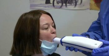 Nuevo dispositivo es capaz de detectar el COVID-19 en dos minutos