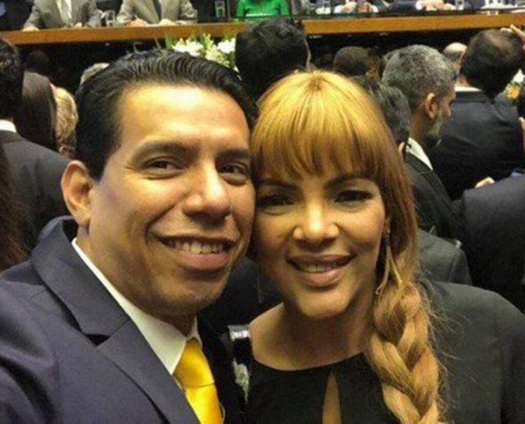 Pastora evangélica es acusada de ordenar matar a su esposo con la complicidad de siete de sus 55 hijos