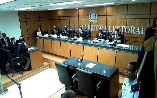 PLD pierde dos diputados por sentencias del TSE